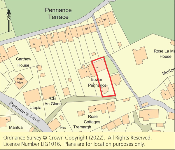 Lot: 17 - END-TERRACE COTTAGE FOR UPDATING -